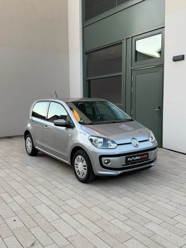 VOLKSWAGEN UP!
